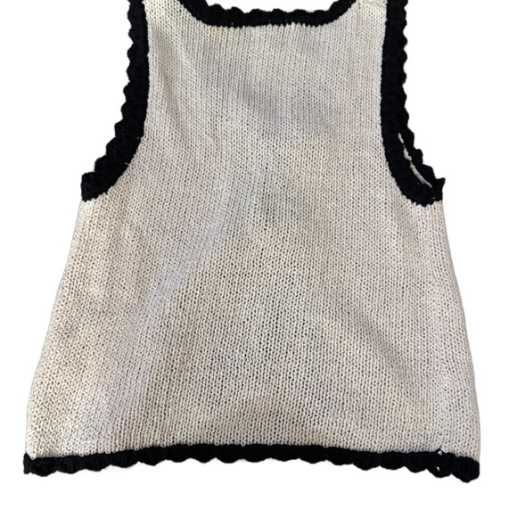 Blu Pepper Ivory Knit Vest with black Edging - Picture 2 of 4